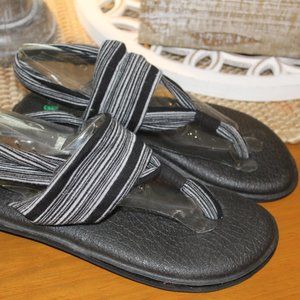 SANUK Sandal Womens 7 Flip Flop Summer Shoe